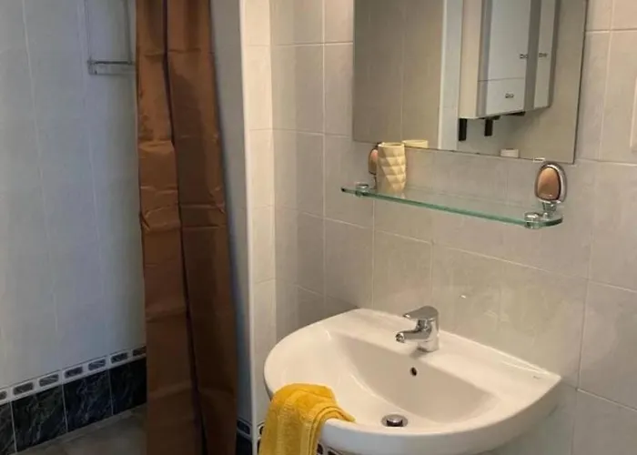 Belissimo 2 Bedrooms With Patio By Namaste Elite Appartement