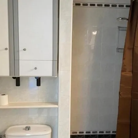 Belissimo 2 Bedrooms With Patio By Namaste Elite Διαμέρισμα *