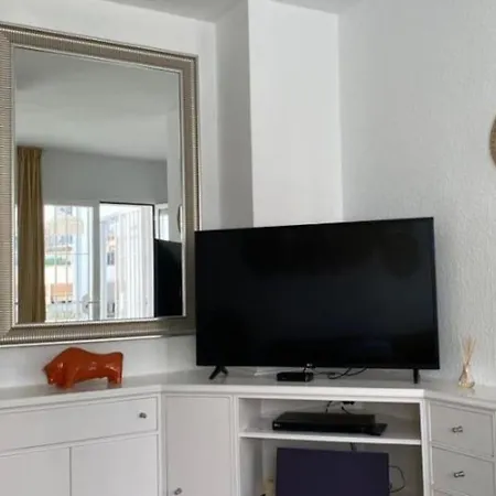 Belissimo 2 Bedrooms With Patio By Namaste Elite *